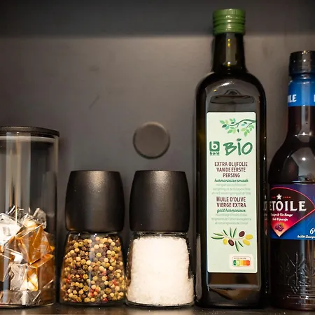 - 3 Guests Mont-Saint-Guibert