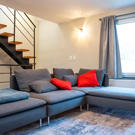 - 3 Guests Apartment