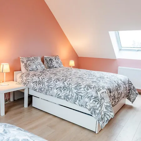 - 3 Guests Apartment